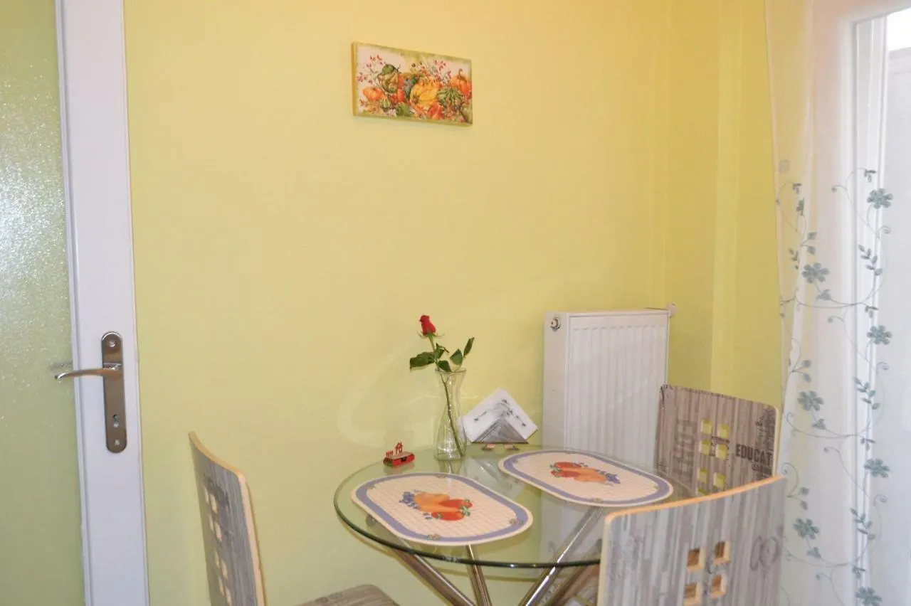 Agia Sofia'S Down Town Flat Apartment Thessaloniki